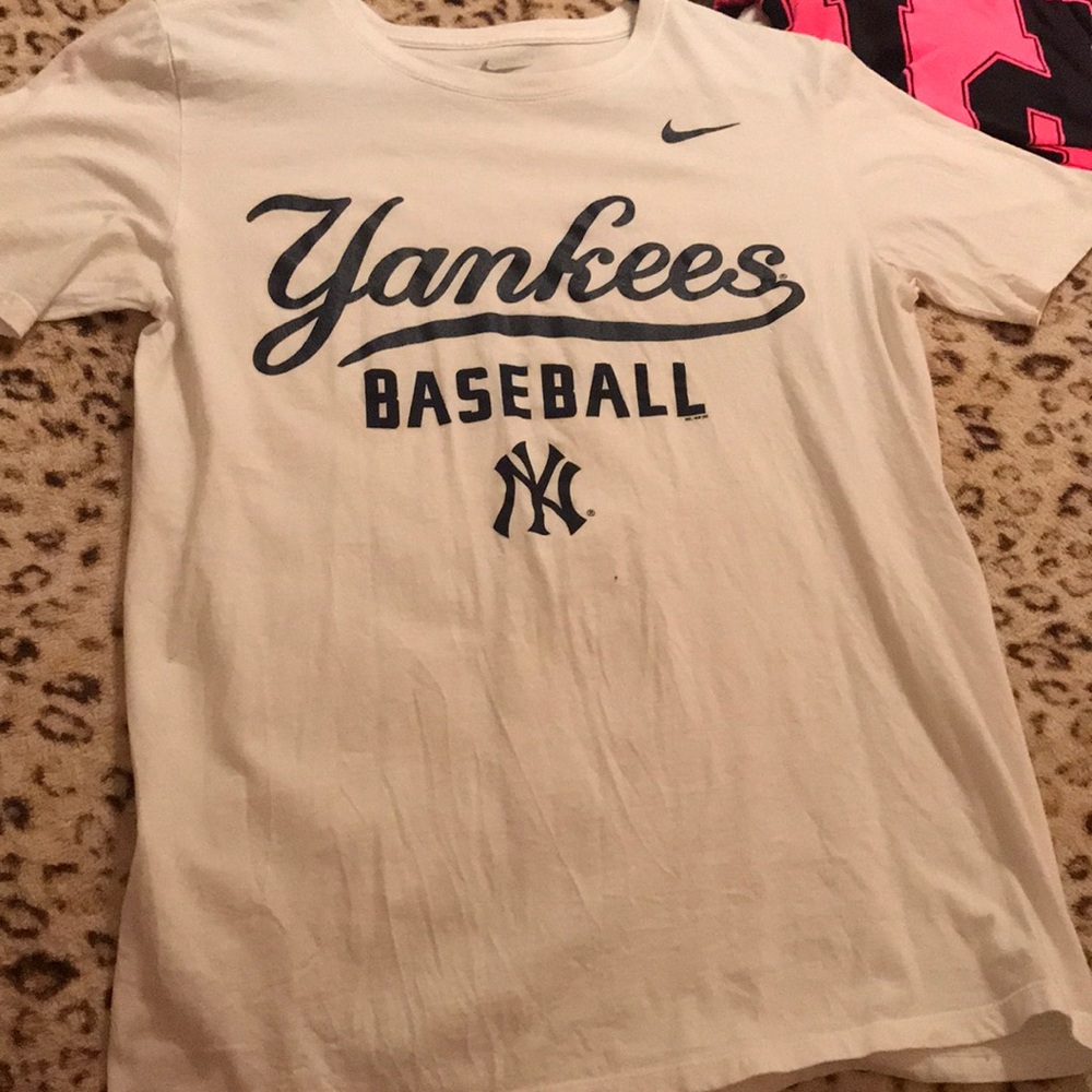 Nike Tee